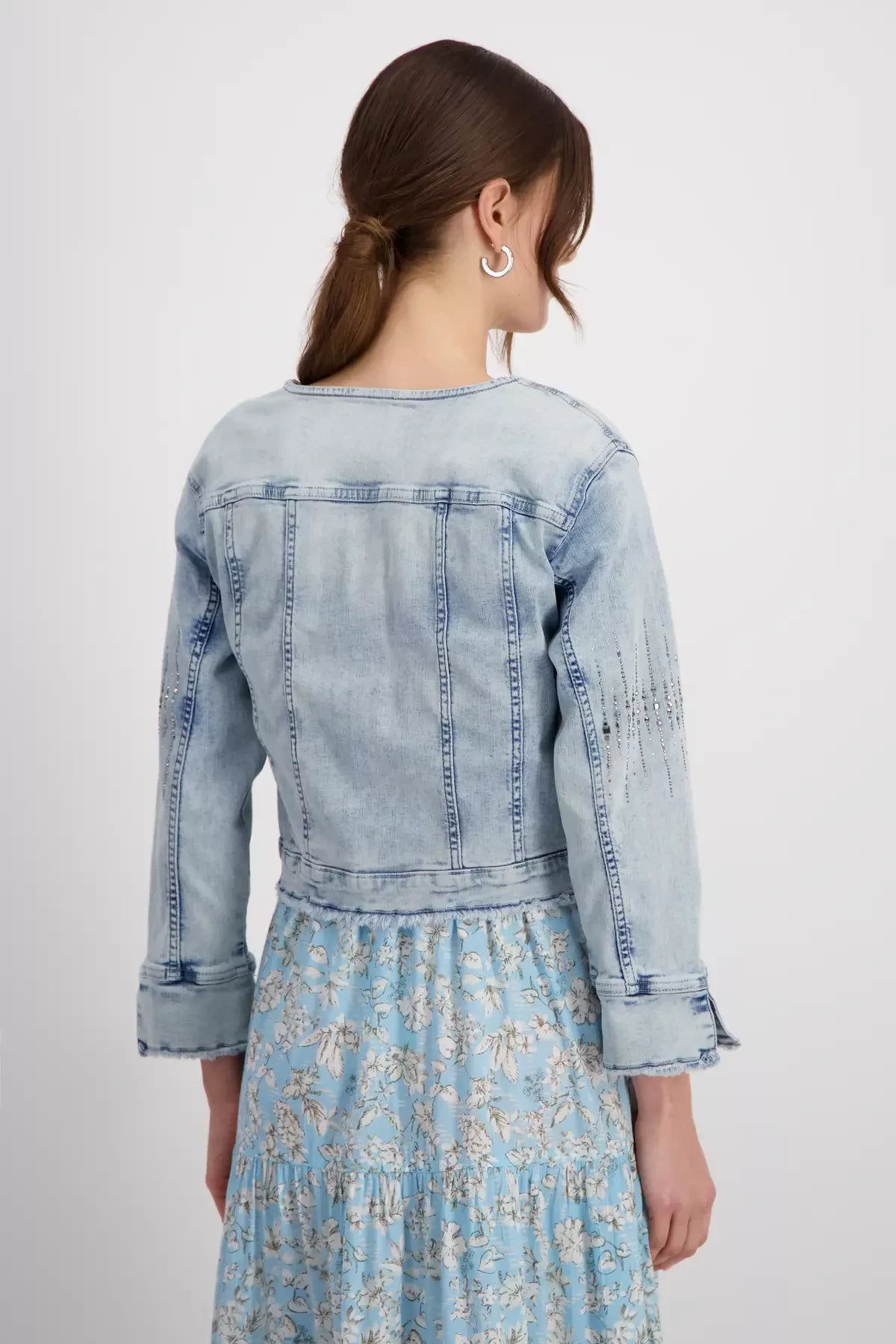 
                  
                    408876 Frayed denim jacket
                  
                