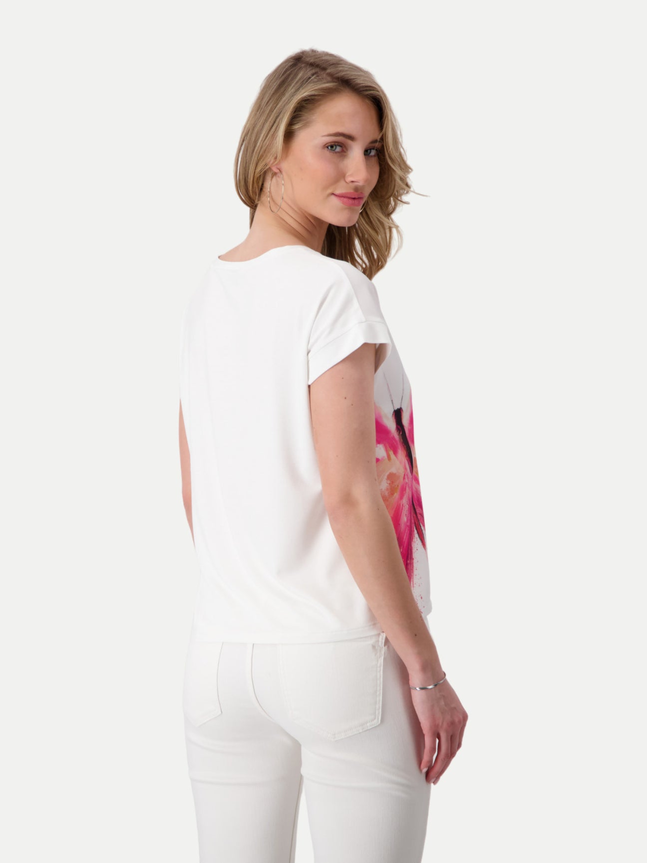 
                  
                    408705 Close Butterfly Tee sri lanka
                  
                