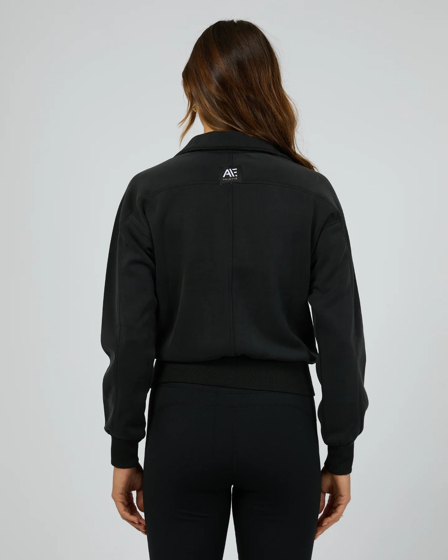 
                  
                    Luxe Active Zip Through -Black
                  
                