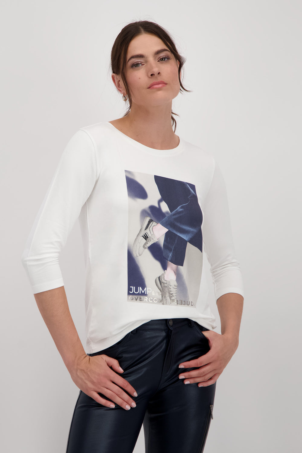 Monari Round neck Tee -off white