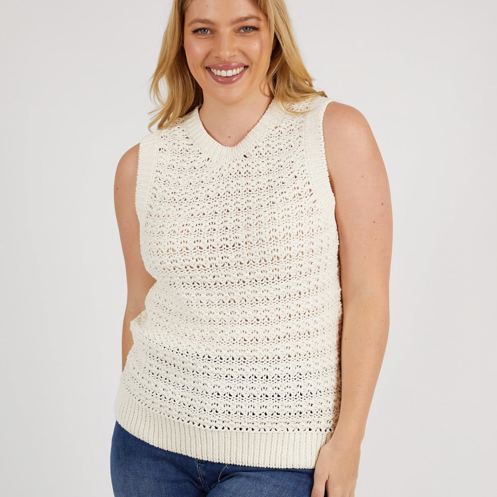 
                  
                    JANEY KNIT VEST
                  
                