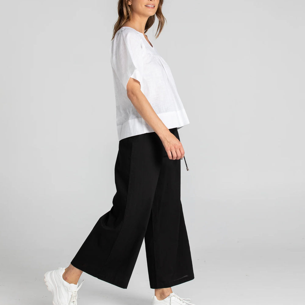 
                  
                    Ria Pant - Black
                  
                