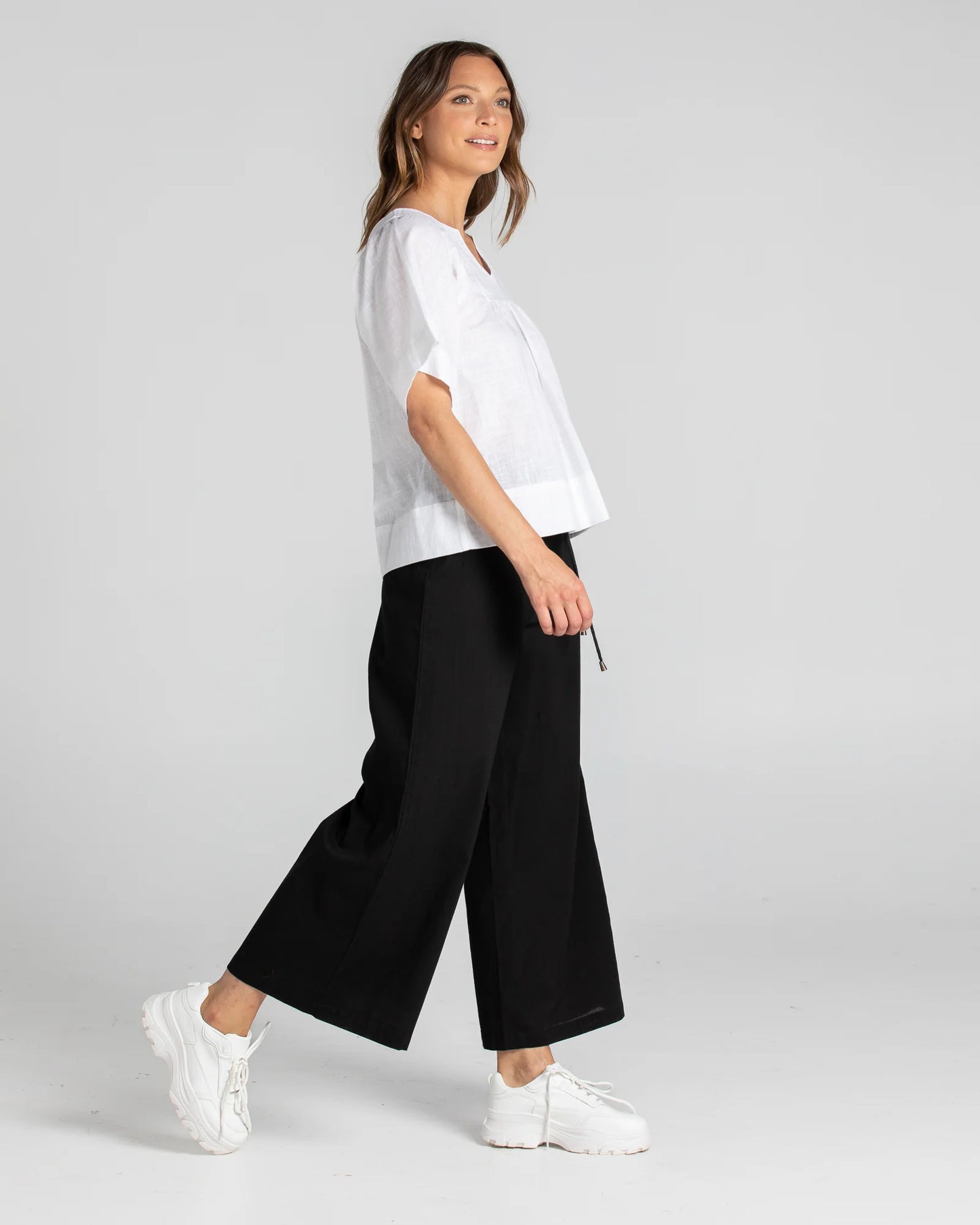 
                  
                    Ria Pant - Black
                  
                