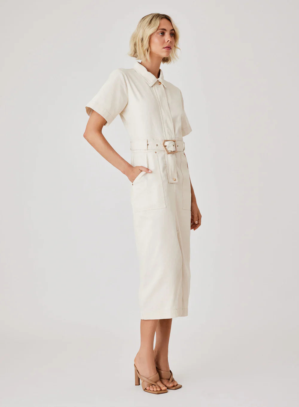 
                  
                    ESMAEÉ - Kokomo Midi Dress
                  
                