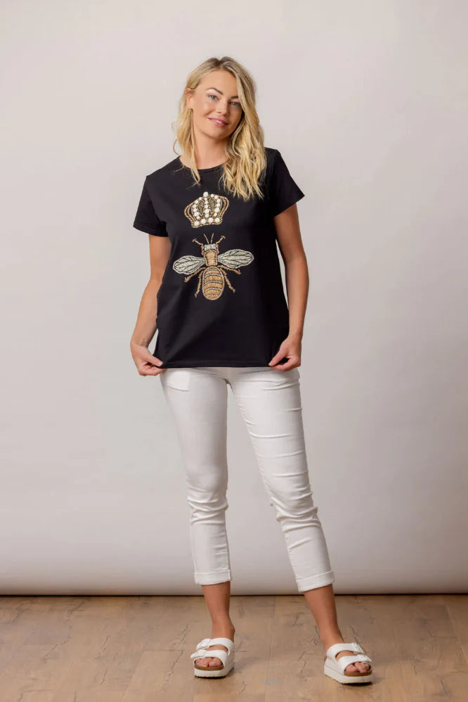 
                  
                    MOSS Queen Bee Tee -Black
                  
                