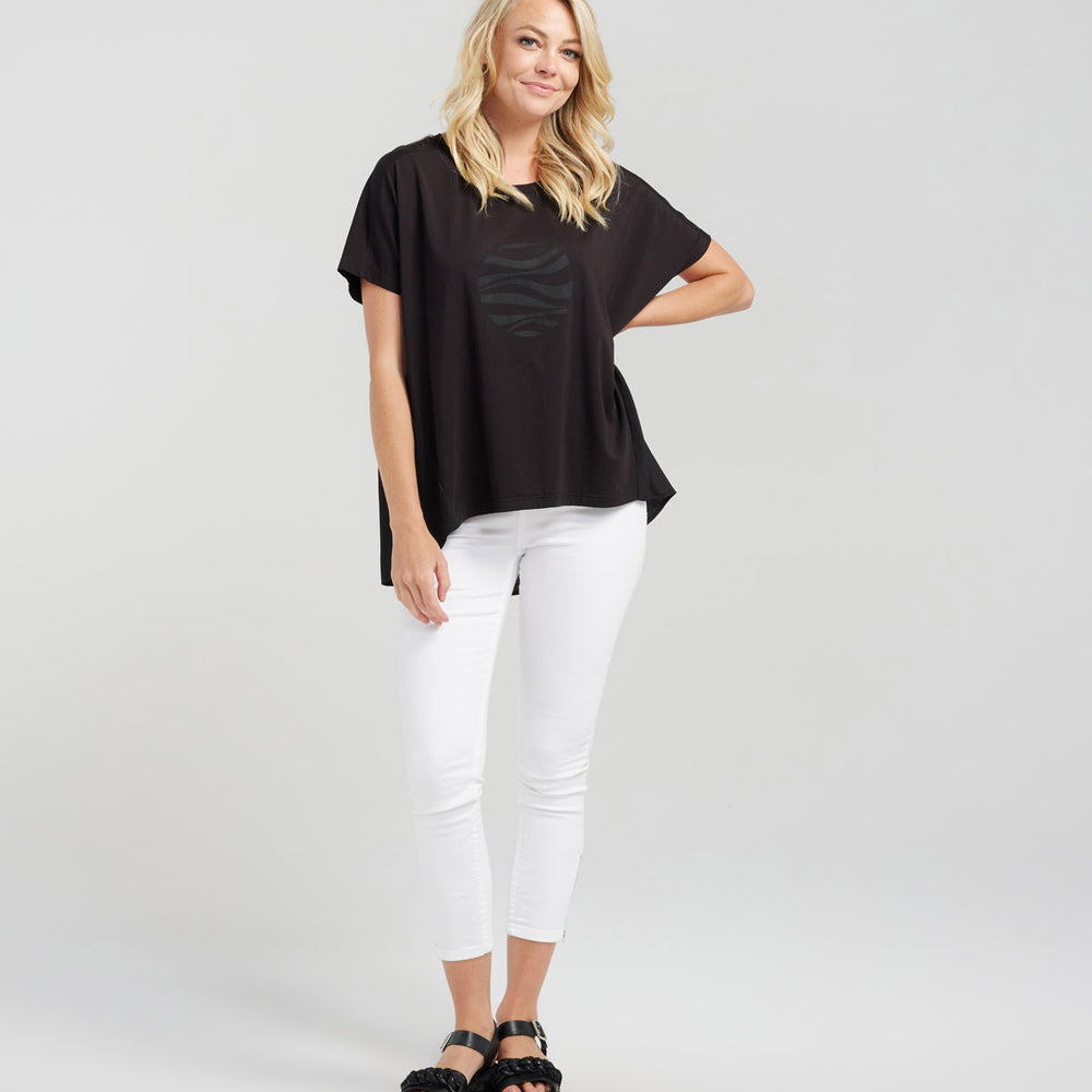 
                  
                    Alice Top Black
                  
                